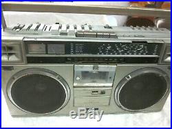 Vintage JVC BOOMBOX RC-M70JW Stereo Radio/Cassette Recorder PARTS/REPAIR