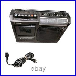 Vintage Panasonic RQ-548S, an FM/AM radio cassette recorder 7 Speaker Nice Cond