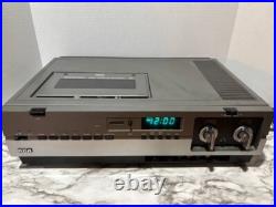 Vintage RCA SelectaVision VGT200 VCR Video Cassette Recorder NO REMOTE Vintage RCA SelectaVision VGT200 VCR Video Cassette Recorder NO REMOTE