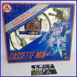 Vintage Robot CASSETTE MAN, Diaclone Recorder Soundwave KO, micro change series