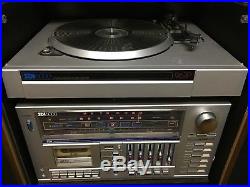 Vintage SDI6000 Record Player, AM/FM Radio and Cassette tape player