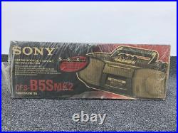 Vintage SONY CFS-B5SMK2 Radio Cassette Recorder Boombox FM SW MW Sealed Japan