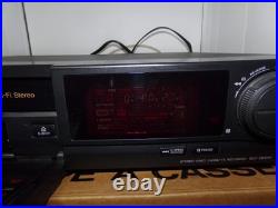 Vintage SONY Video Cassette Recorder SLV-595HF withoriginal box