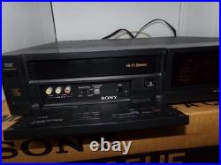 Vintage SONY Video Cassette Recorder SLV-595HF withoriginal box