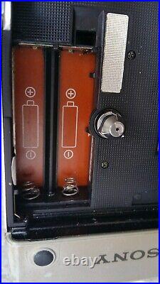 Vintage SONY Walkman WM-R2 old Cassette Player Recorder wm R II Carrying case