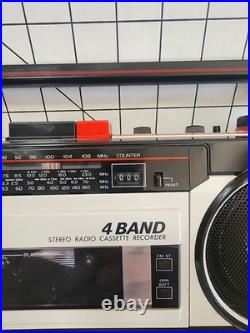 Vintage Sanyo M-S350K LITTLE MINI 16W stereo cassette recorder 4 band radio