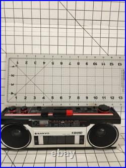 Vintage Sanyo M-S350K LITTLE MINI 16W stereo cassette recorder 4 band radio