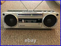 Vintage Sanyo M7750K Portable Radio Cassette Recorder Boombox Ghettoblaster