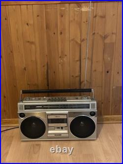 Vintage Sanyo M9860 AM/FM Cassette Recorder Boombox Read Description Vintage Sanyo M9860 AM/FM Cassette Recorder Boombox Read Description