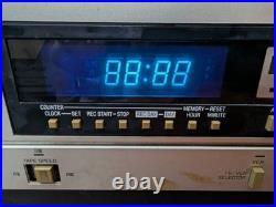 Vintage Sanyo VCR 3900 Betamax Video Cassette Recorder Powers On RE