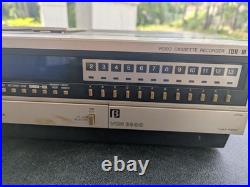 Vintage Sanyo VCR 3900 Betamax Video Cassette Recorder Powers On RE