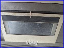 Vintage Sanyo VCR 3900 Betamax Video Cassette Recorder Powers On RE