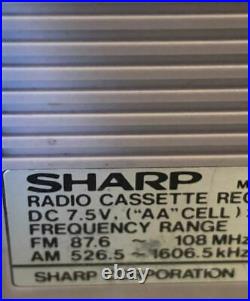 Vintage Sharp QT-5 (W) AM/FM Radio Cassette Recorder Tested. Works