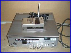 Vintage Sony Betamax SLO-320 Video Cassette Recorder