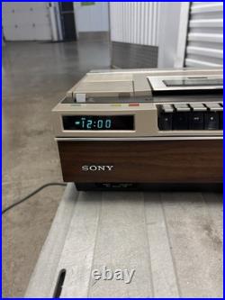 Vintage Sony Betamax Time Commander SL-5800 Video Cassette Recorder Vintage Sony Betamax Time Commander SL-5800 Video Cassette Recorder