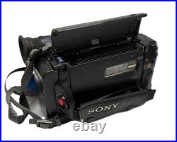 Vintage Sony Handycam CCD-TR7 8mm Video Cassette Recorder Camcorder Japan Vintage Sony Handycam CCD-TR7 8mm Video Cassette Recorder Camcorder Japan
