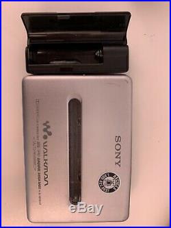 Vintage Sony Recording Walkman WM-GX680 Am/Fm Radio Cassette Player Working EUC