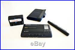 Vintage Sony recording walkman FM/AM Tuner Radio cassette tape recorder WM-GX90