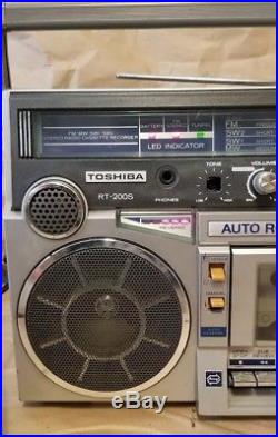 Vintage TOSHIBA RT-200S Boombox Radio Cassette Recorder Stereo Made Japan READ