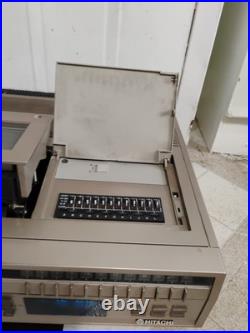Vintage VCR Hitachi VT-9100 Multi-System VHS Video Deck Cassette Deck Working Vintage VCR Hitachi VT-9100 Multi-System VHS Video Deck Cassette Deck Working