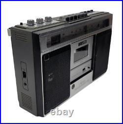 Vintage Zenith AM FM Stereo Cassette Recorder Boombox R97 Portable Radio