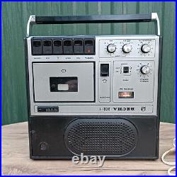 Vintage cassette tape recorder VESNA 202