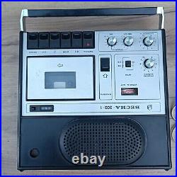 Vintage cassette tape recorder VESNA 202