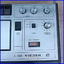 Vintage cassette tape recorder VESNA 202