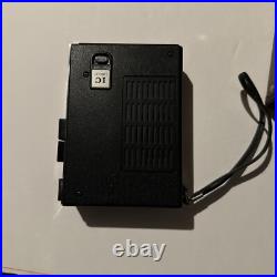 Vtg 1977 Realistic MinisetteV Compact Cassette Recorder UNTESTED great condition Vtg 1977 Realistic MinisetteV Compact Cassette Recorder UNTESTED great condition