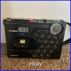 Vtg 1980s Sanyo M8500 Boombox AM/FM Cassette Tape Player-Recorder Works With Plug Vtg 1980s Sanyo M8500 Boombox AM/FM Cassette Tape Player-Recorder Works With Plug