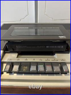 WORKING! Magnavox Top Loading Vintage VHS Video Cassette Recorder VK8227BRO1
