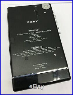 Walkman Sony WM-F203 Radio Cassette Recorder Reformado Collectors Vintage