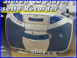 White Westinghouse 1999 AM/FM Stereo CD Player Cassette Recorder Model WPD14142