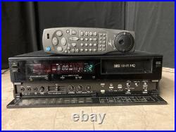 Zenith VR-3300 Video Tape Recorder with Remote Controller. Vintage